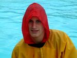 LIFEGUARD KIT, HOOD
A hood protects your head from cold or sunburn but must not obstruct your vision 4