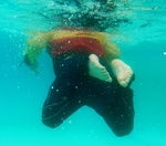 SWIM STROKES, BREAST STROKE, 5 PUSH FORWARD
Close your legs while you pull your arms back 5